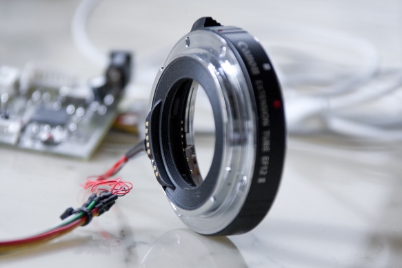 Canon Lens Extender EF-S Protocol Hacking